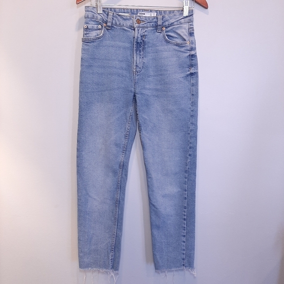 Bershka Denim Straight Cropped Jeans Frayed Raw Hem Medium Wash Size 6 - Picture 12 of 12
